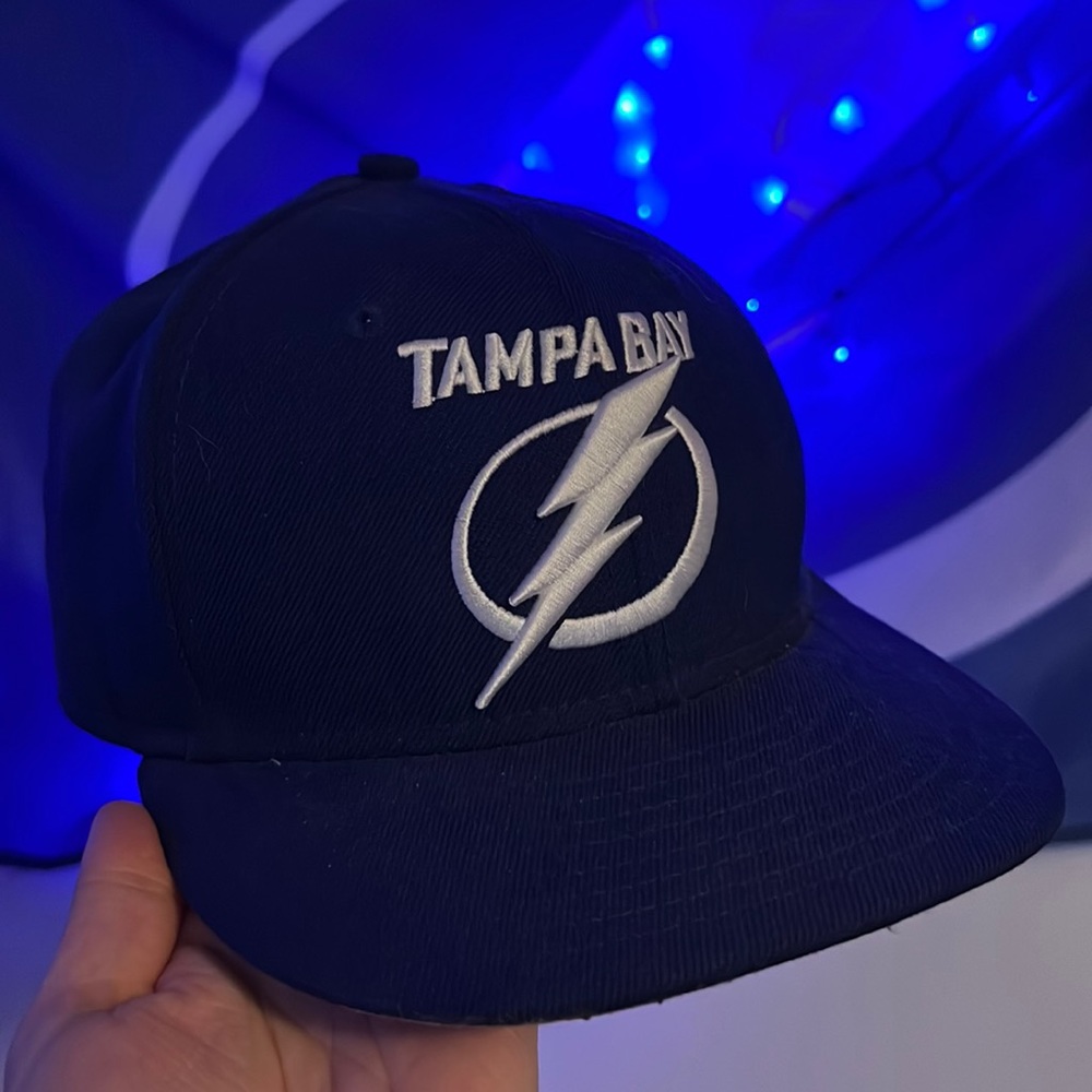 New Era Tampa Bay Lightning hat size 7 1/4